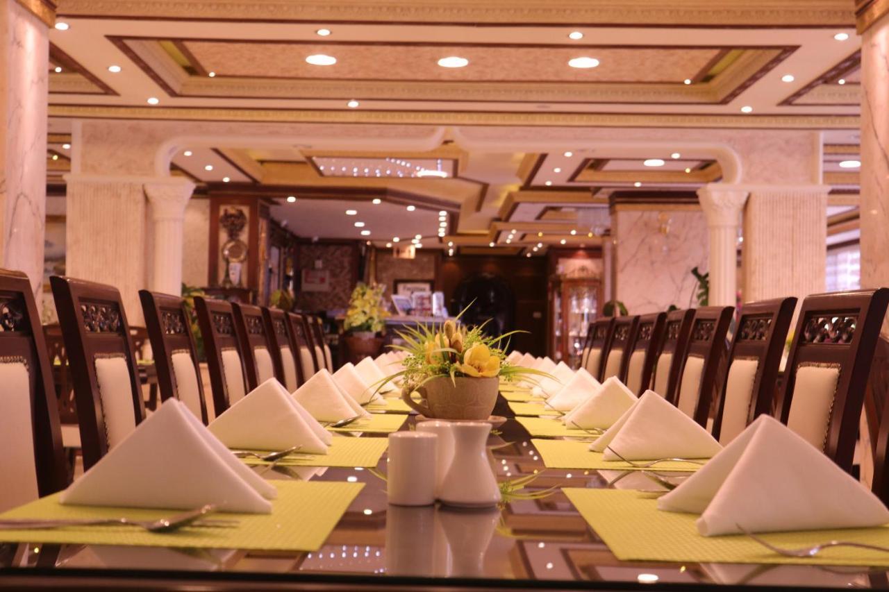 Amra Palace International Hotel Wadi Musa Exterior foto