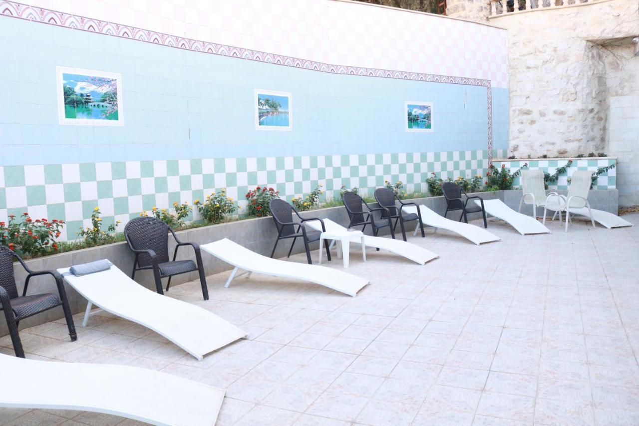 Amra Palace International Hotel Wadi Musa Exterior foto